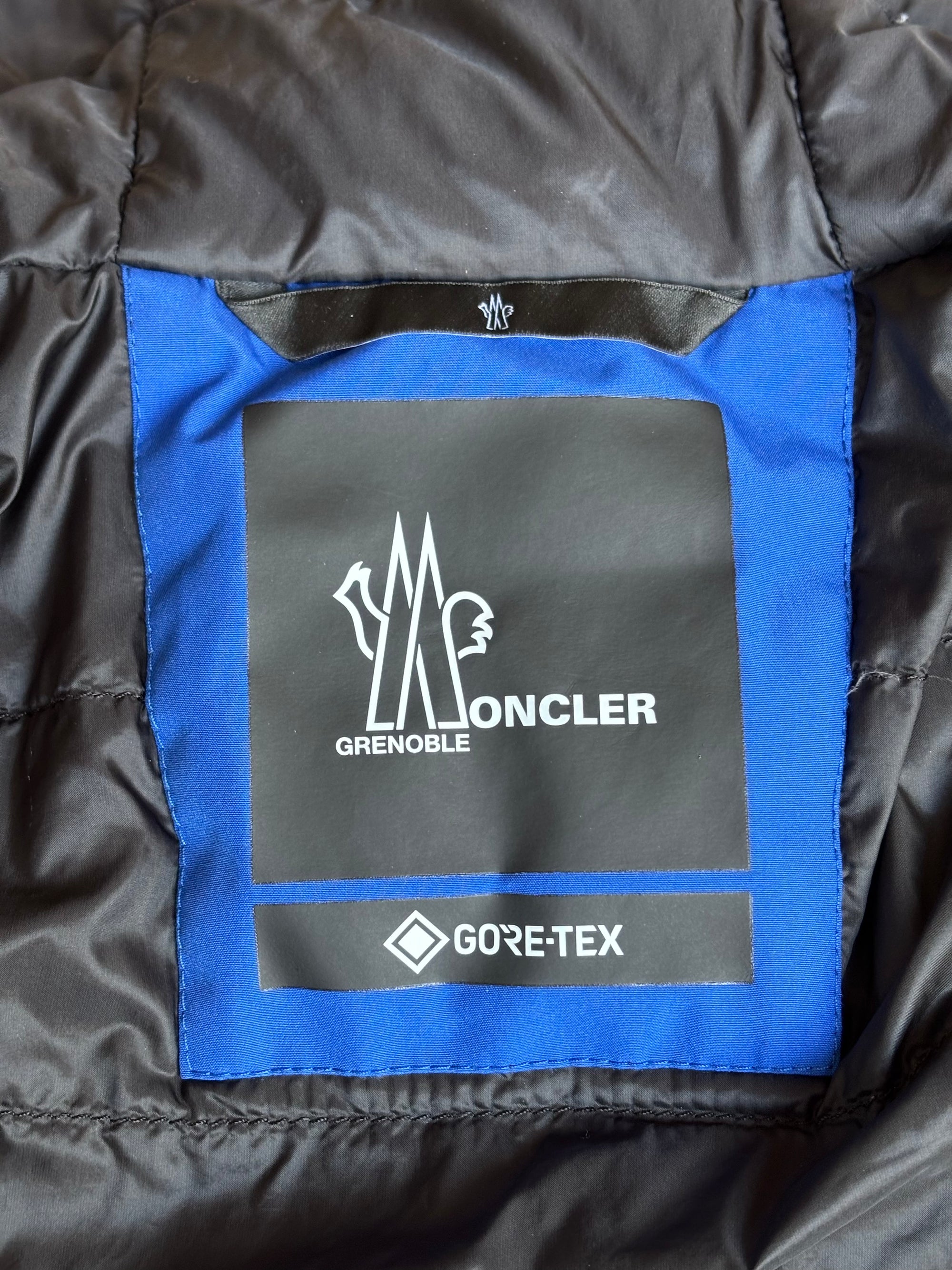 Tenue de ski Moncler bleu roi 8 ans