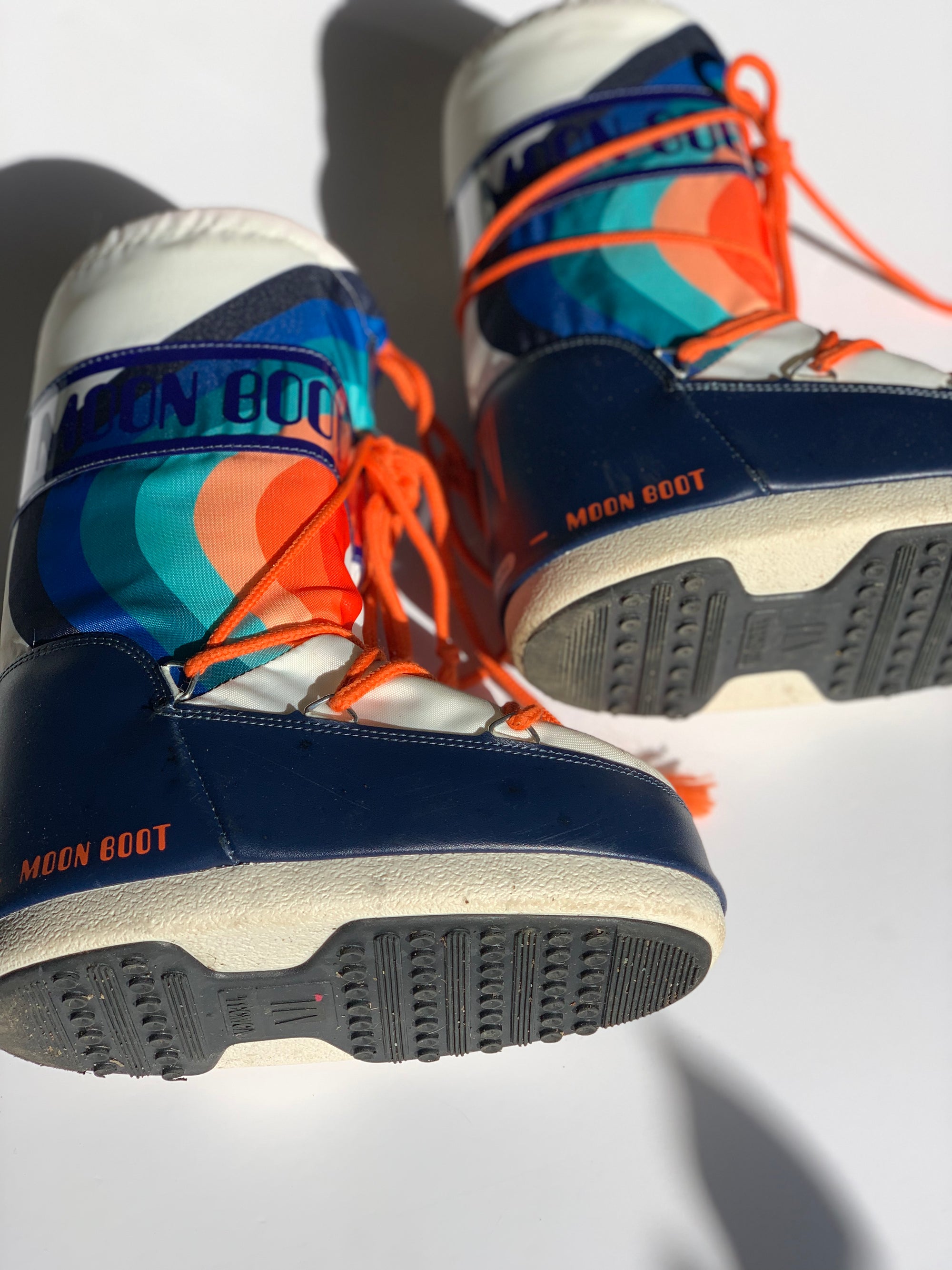 Moonboots rainbow  31-34