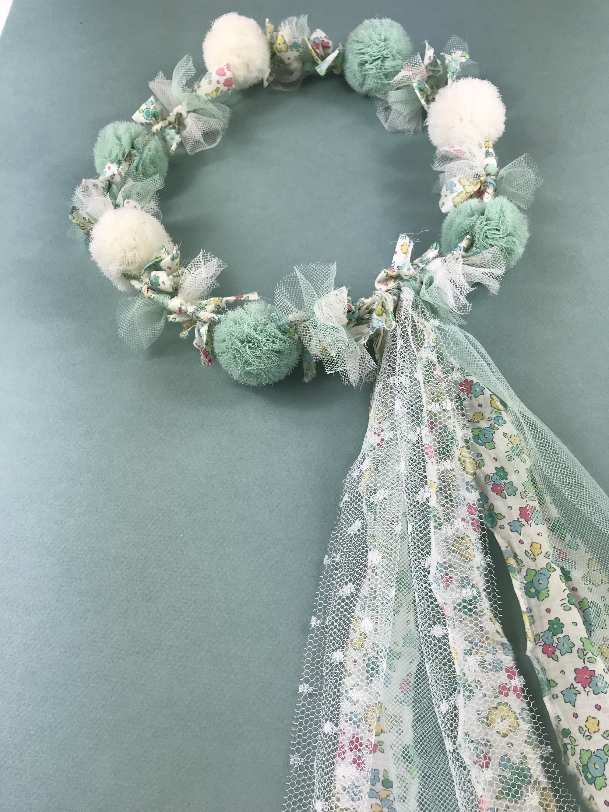 Couronne de fleurs Emile et Ida