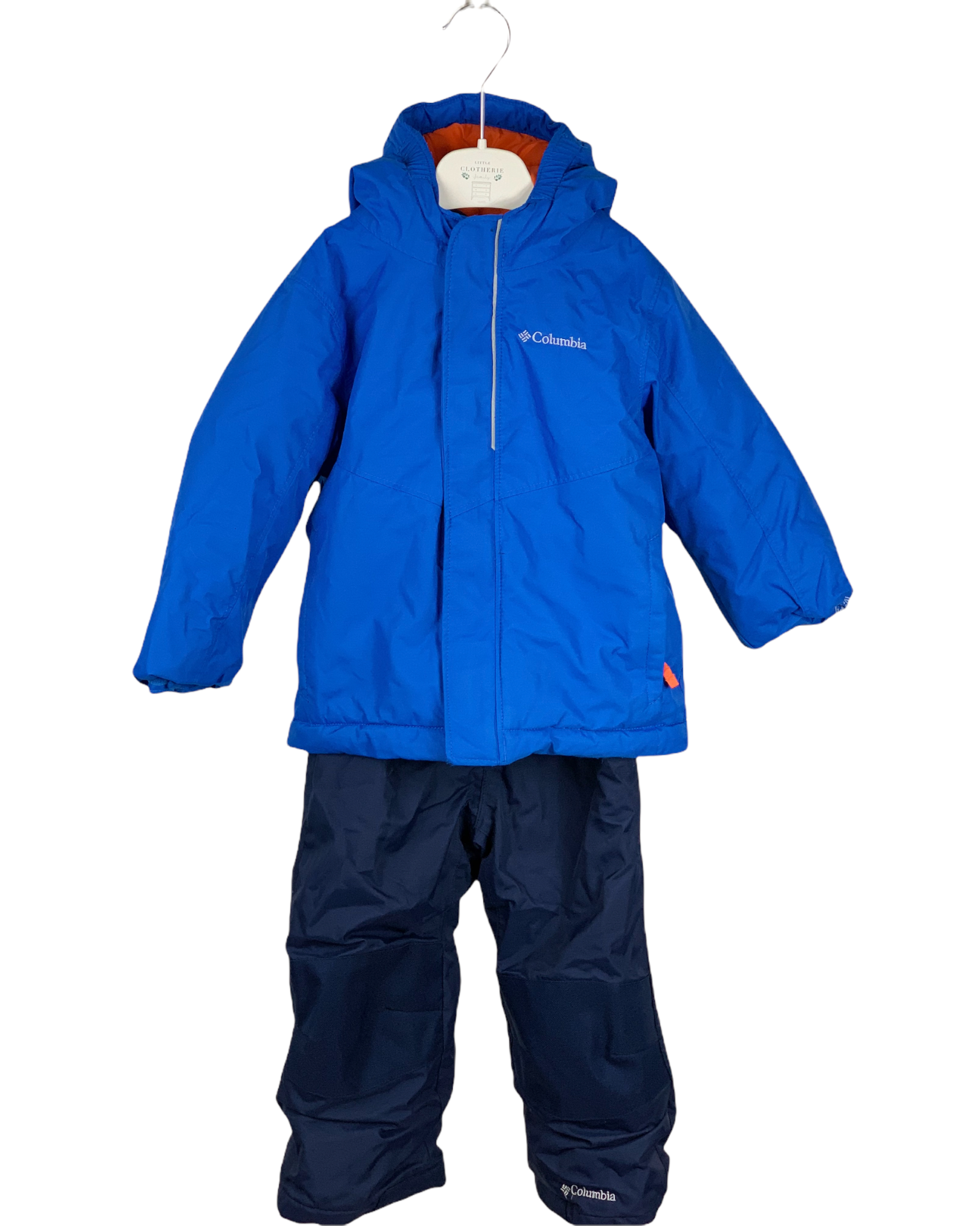 Ensemble ski outlet picture